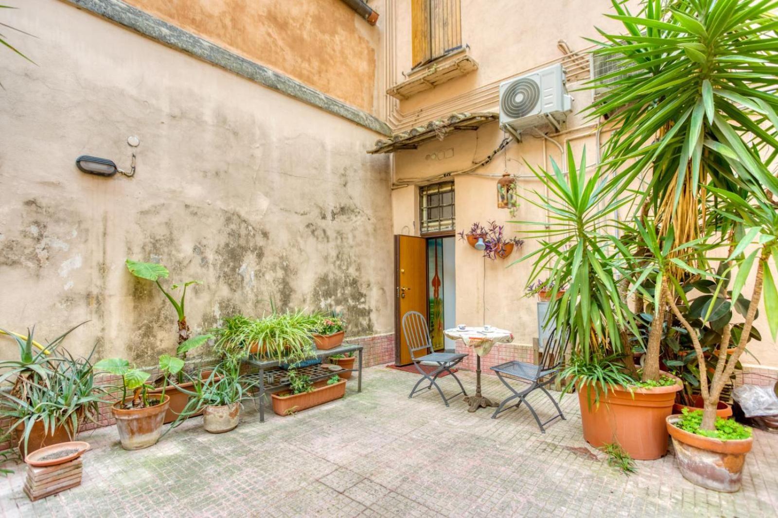 Santa Maria Maggiore Apartment Рим Екстер'єр фото